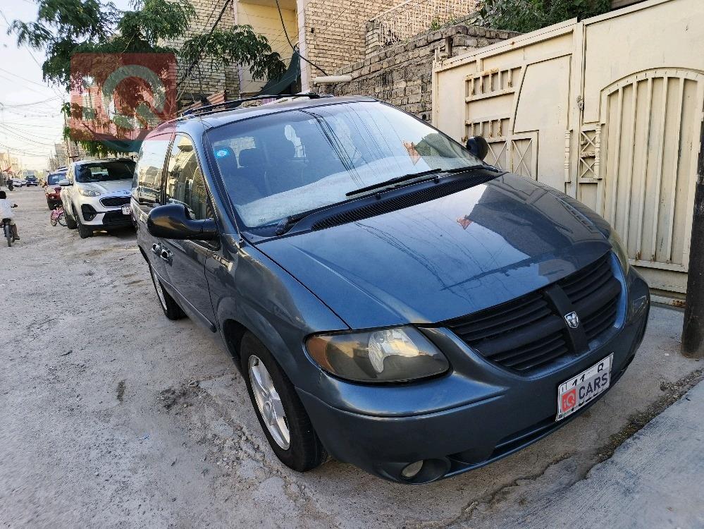 دودج كارافان